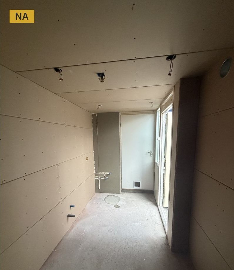 Afgetimmerd plafond en wanden